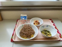 給食の写真