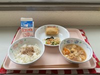 給食の写真