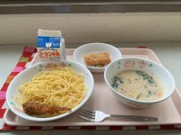 給食の写真