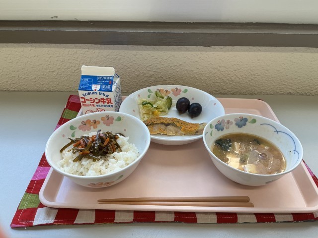 給食の写真