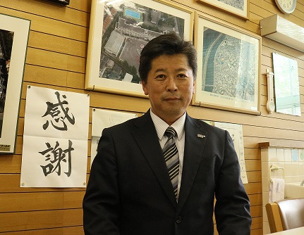校長写真