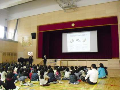 １年生「バナナうんちで元気な子」