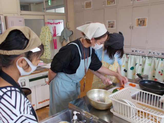 DSCN9557.JPG