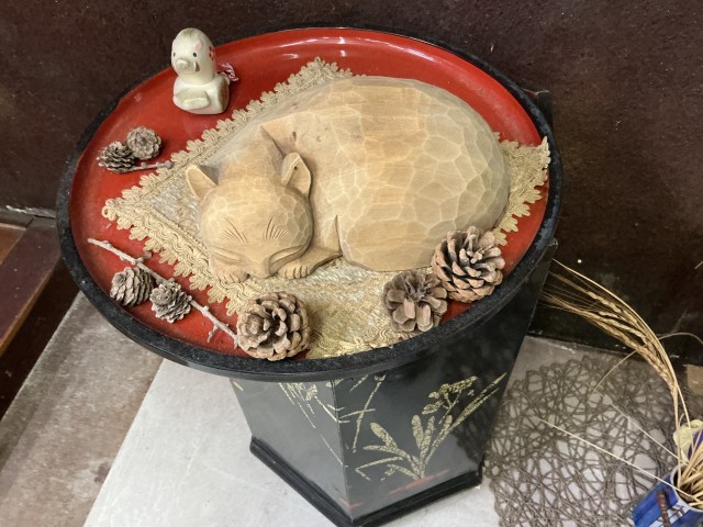 梅屋敷旅館の「眠り猫」