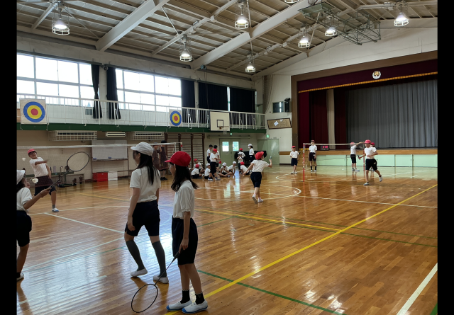 室内スポーツクラブ