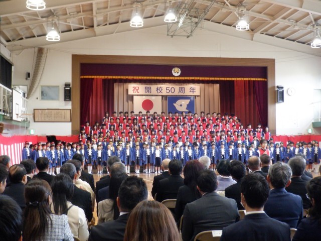 ５・６年生合唱の様子