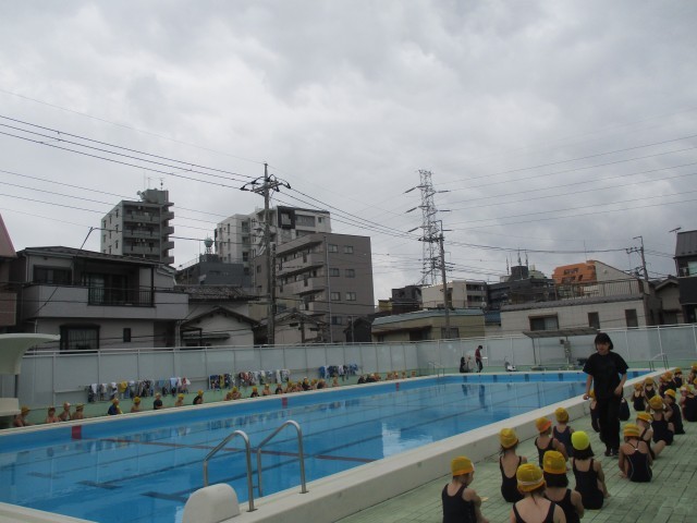 0610水泳練習1年.JPG