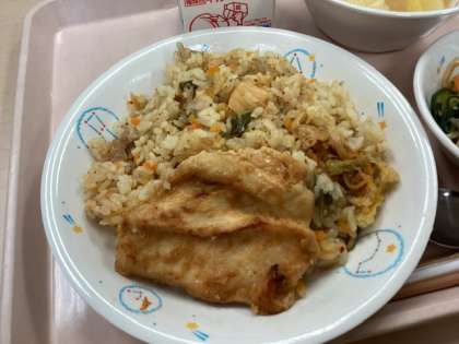 「キムチチャーハン」「鶏肉のコチュジャンみそ焼」