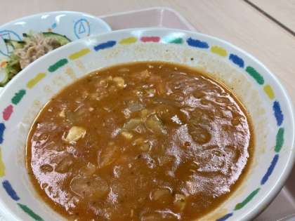 「トマトとレンズ豆のシチュー」