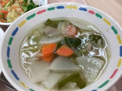 「野菜たっぷりスープ」