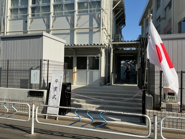 式場入口（正門）