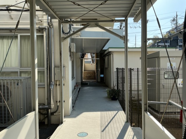 思い出校舎2階への階段