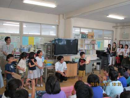 ２年生による司会進行