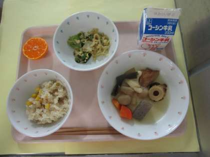 11月29日（金）　今日の給食　　　　　			