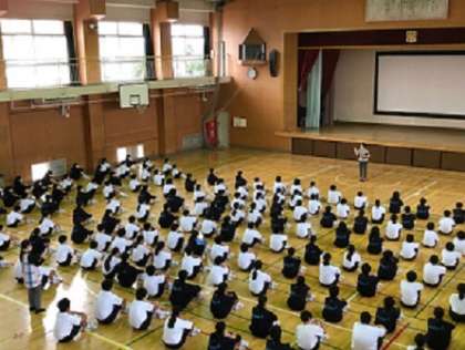 学年集会