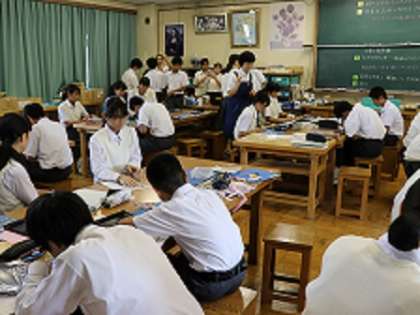 2-3美術の授業