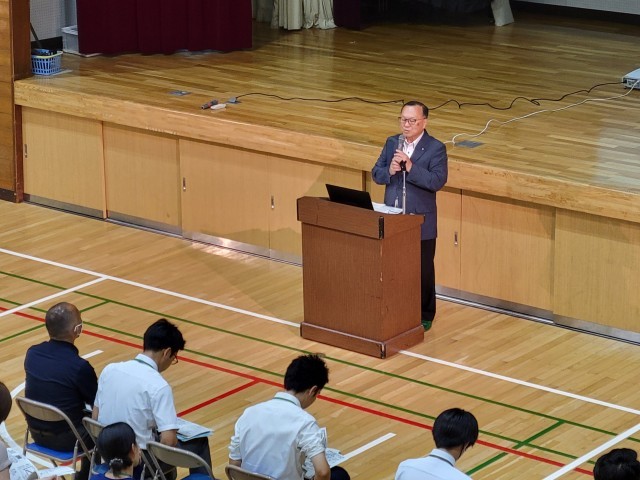 麗澤大学大学院　鈴木明雄教授