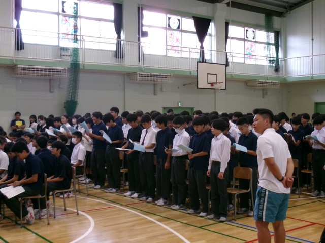 ２年全員合唱【時の旅人】