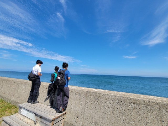 野付半島から国後島を望む