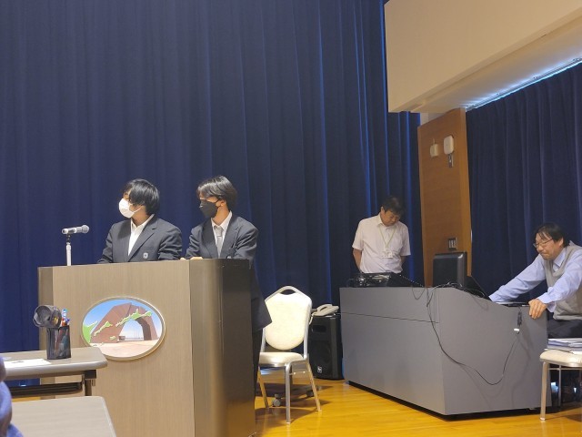 根室高校の生徒の講話