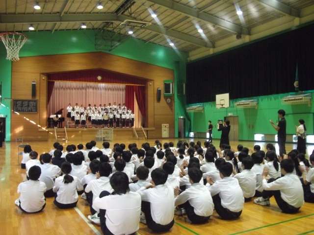学年のリハーサルです。